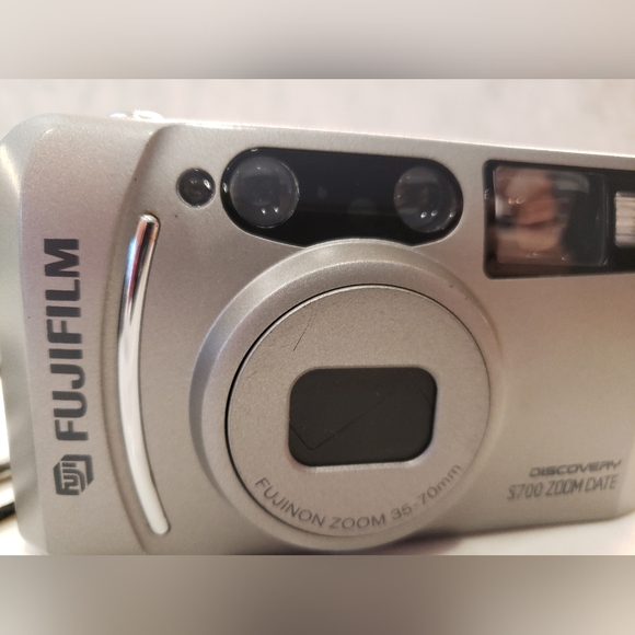 Fuji Discovery S700 Zoom Date - Picture 10 of 16